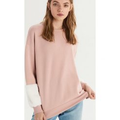 Bluza z pluszowymi rękawami - Różowy. Bluzy marki Sinsay. W wyprzedaży za 19.99 zł.