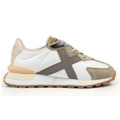 Buty MUNICH SOKU 23 Biały. Białe buty trekkingowe munich, bez wzorów, ze skóry, bez zapięcia, trekkingowe. Za 414.99 zł.