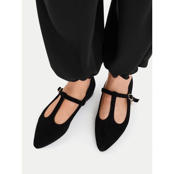 Baleriny Beverly Hills Polo Club. Czarne baleriny Beverly Hills Polo Club, bez wzorów, bez obcasa, bez zapięcia. Za 299.99 zł.