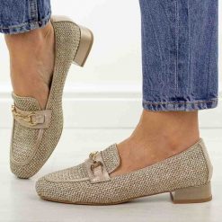 Beżowe półbuty damskie, mokasyny M.Daszyński Sa268-6. Brązowe mokasyny M.Daszyński, z aplikacjami, z jeansu. W wyprzedaży za 179.10 zł.