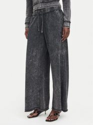 Juicy Couture Spodnie dresowe JCWBJ226321 Czarny Relaxed Fit. Czarne spodnie dresowe Juicy Couture, bez wzorów, z bawełny. Za 349.99 zł.