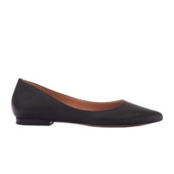 Marco Shoes Subtelne balerinki skórzane czarne. Czarne baleriny z aplikacjami, ze skóry, klasyczne, ze szpiczastym noskiem, bez obcasa, bez zapięcia. W wyprzedaży za 359.00 zł.