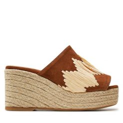 Espadryle Castañer. Brązowe espadryle Castañer, bez wzorów, bez obcasa. Za 489.99 zł.