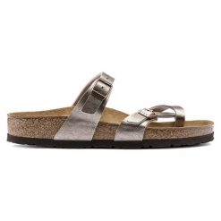 Japonki damskie Birkenstock Mayari BF (1016409). Żółte japonki Birkenstock, bez wzorów, młodzieżowe. Za 349.99 zł.