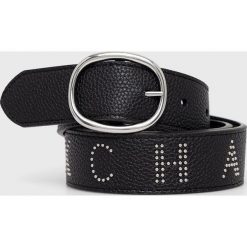 Armani Exchange pasek damski kolor czarny. Czarne paski Armani Exchange, bez wzorów. Za 299.99 zł.