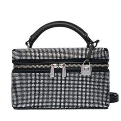 Torebka MICHAEL Michael Kors. Czarne torebki klasyczne MICHAEL Michael Kors, bez wzorów, klasyczne, bez dodatków. Za 1,239.00 zł.