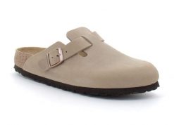 Kapcie Birkenstock Boston Sfb Leoi Damskie. Brązowe kapcie Birkenstock, bez wzorów, z materiału. Za 680.55 zł.