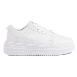Białe damskie buty sportowe sneakersy. Białe buty treningowe bez wzorów, bez zapięcia. Za 110.92 zł.