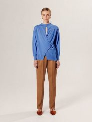 Rodier Wełniany sweter w kolorze niebieskim rozmiar: S. Niebieskie swetry Rodier, s, bez wzorów, z wełny, bez ramiączek. Za 339.99 zł.