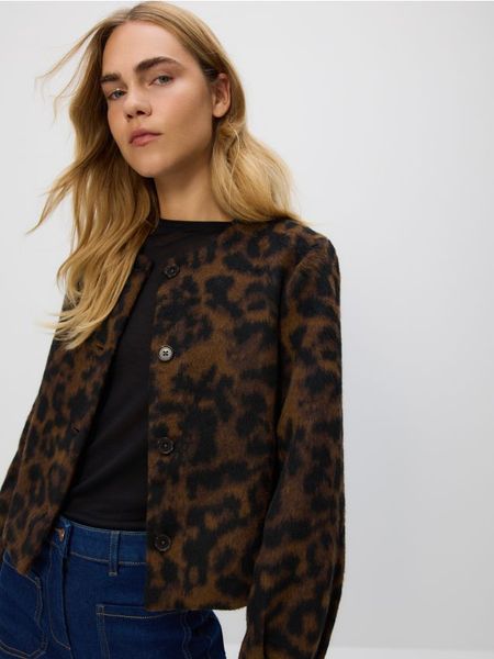 Kurtka w zwierzęcy wzór - wielobarwny. Kurtki Reserved, l, bez wzorów, z tkaniny, bez kaptura. Za 249.99 zł.