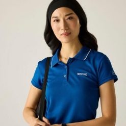 Damska koszulka polo z logo Maverick V Tipped. Niebieskie t-shirty sportowe Regatta, l, bez wzorów, z dzianiny, bez ramiączek. Za 159.50 zł.