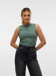 Vero Moda Top w kolorze zielonym rozmiar: XXL. Zielone topy Vero Moda, xxl, bez wzorów, bez kołnierzyka, bez ramiączek. Za 48.50 zł.