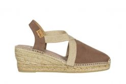 Sandały Toni Pons Tona Taupe 204005, Beżowy, Skóra naturalna - 40. Brązowe sandały Toni Pons, bez wzorów, z bawełny, wakacyjne, z okrągłym noskiem, bez obcasa, bez zapięcia. W wyprzedaży za 206.10 zł.