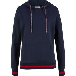 Bluza z bawełny z kapturem bonprix ciemnoniebieski. Niebieskie bluzy bonprix, bez wzorów, z bawełny, bez ramiączek, z kapturem. Za 59.99 zł.