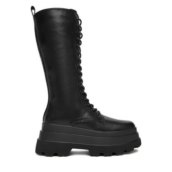 Kozaki DeeZee. Czarne kozaki DeeZee, bez wzorów, bez obcasa, na płaskiej podeszwie, bez zapięcia. Za 269.99 zł.