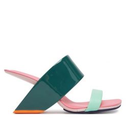 Klapki United Nude. Zielone klapki United Nude, bez wzorów, bez obcasa, bez zapięcia. Za 1,399.00 zł.