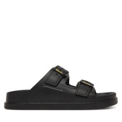 Klapki Blauer. Czarne klapki Blauer, bez wzorów, bez obcasa, bez zapięcia. Za 199.99 zł.