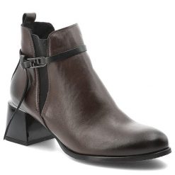 Botki damskie Armodo, ze skóry naturalnej na klocku z okrągłym noskiem i na zamek, czekoladowe, 60436-S-Czekolada-Cn. Brązowe botki Armodo, bez wzorów, ze skóry, eleganckie, z okrągłym noskiem, bez obcasa, na obcasie, bez zapięcia. Za 349.00 zł.