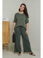 Curvy Lady 2-częściowy zestaw w kolorze khaki rozmiar: 40/42. Brązowe spodnie materiałowe Curvy Lady, bez wzorów, z materiału, klasyczne, z standardowym stanem. Za 167.67 zł.