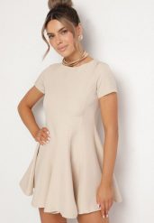 Beżowa Rozkloszowana Sukienka z Krótkim Rękawem i Ozdobnymi Przeszyciami Meporea. Brązowe sukienki Born2be, na co dzień, l, bez wzorów, eleganckie, bez kołnierzyka, bez ramiączek, mini, rozkloszowane. W wyprzedaży za 72.24 zł.