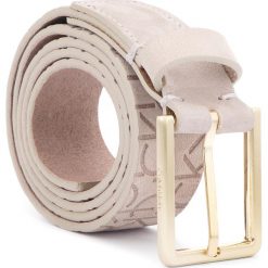 Pasek Damski CALVIN KLEIN - Logo Embossed Belt N K60K604326 75 002. Brązowe paski Calvin Klein, w paski, z nubiku. Za 249.00 zł.