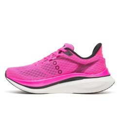 Buty biegowe Saucony Endorphin Speed 5 Białe. Fioletowe buty do biegania Saucony, bez wzorów, z materiału, bez zapięcia, do biegania. Za 862.80 zł.