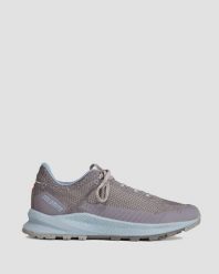 Buty turystyczne damskie Dolomite Carezza. Niebieskie trekkingi Dolomite, bez wzorów, z dzianiny, bez zapięcia, trekkingowe. Za 365.00 zł.