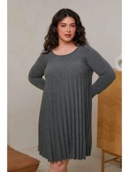 Curvy Lady Sukienka w kolorze khaki rozmiar: 40/42. Brązowe sukienki Curvy Lady, bez wzorów, klasyczne, bez kołnierzyka, bez ramiączek, midi. Za 144.92 zł.