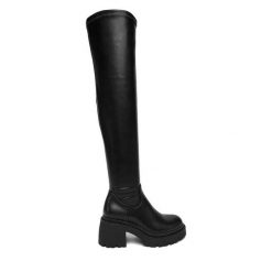 Muszkieterki DeeZee. Czarne kozaki DeeZee, bez wzorów, bez obcasa, na słupku, bez zapięcia. Za 249.99 zł.