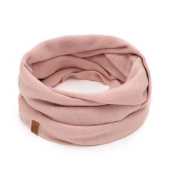 Zawijany pudrowy komin damski Brødrene k4 9940. Czerwone szaliki i kominy na zimę, bez wzorów, eleganckie. Za 64.90 zł.