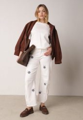 Białe Jeansy Balloon z Wysokim Stanem Zdobione Haftem w Kwiaty Thertheris. Białe jeansy Born2be, l, z aplikacjami, z jeansu, biznesowe, z podwyższonym stanem. Za 109.99 zł.