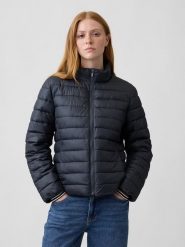 GAP Kurtka pikowana w kolorze granatowym rozmiar: XS. Niebieskie kurtki GAP, xs, bez wzorów, bez kaptura. Za 224.95 zł.