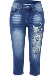 Dżinsy rybaczki z nadrukiem w motyle. Niebieskie jeansy bonprix, bez wzorów, z jeansu. Za 124.99 zł.