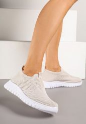 Beżowe Elastyczne Buty Sportowe Ozdobione Tłoczeniem Cleandra. Brązowe buty sportowe lifestyle Renee, bez wzorów, z jeansu, bez zapięcia. W wyprzedaży za 35.99 zł.