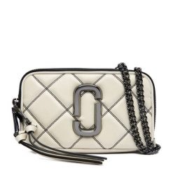 Torebka Marc Jacobs. Białe kopertówki Marc Jacobs, bez wzorów, wizytowe, bez dodatków. Za 1,399.00 zł.