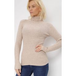 Beżowy Golf Oranya. Brązowe swetry Born2be, l, bez wzorów, z dzianiny, bez ramiączek. W wyprzedaży za 51.99 zł.