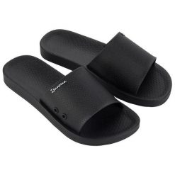 Japonki damskie Ipanema Anat Classic. Czarne japonki Ipanema, bez wzorów, z gumy, sportowe. Za 109.99 zł.