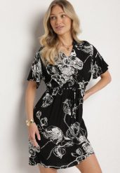 Czarna Sukienka w Kwiaty z Paskiem Cleza. Czarne sukienki Born2be, na co dzień, l, bez wzorów, eleganckie, bez kołnierzyka, bez ramiączek, midi. W wyprzedaży za 33.99 zł.