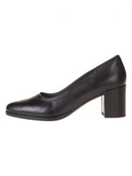 Clarks Skórzane czółenka "Freva55 Court" w kolorze czarnym rozmiar: 38. Czarne czółenka Clarks, bez wzorów, klasyczne, bez obcasa, bez zapięcia. Za 264.95 zł.