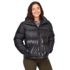 Kurtka puchowa damska Guides Down Hoody Women. Czarne kurtki Marmot, m, bez wzorów, z puchu, sportowe, bez kaptura. Za 1,499.99 zł.