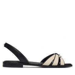 Sandały Aldo. Czarne sandały Aldo, bez wzorów, bez obcasa, na płaskiej podeszwie, bez zapięcia. Za 269.99 zł.