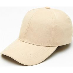 Czapka z daszkiem - Beżowy. Czapki z daszkiem marki Cropp. Za 34.99 zł.