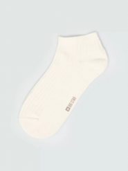 Stopki damskie bawełniane białe makarita 100. Białe skarpetki BIG STAR, bez wzorów, z bawełny. Za 19.99 zł.