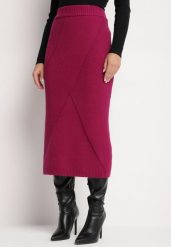 Ciemnoróżowa Dopasowana Spódnica z Wiskozą Wysokim Stanem i Gumką w Talii Nialessia. Fioletowe spódnice Born2be, na co dzień, m, bez wzorów, z wiskozy, eleganckie, midi, dopasowane. Za 84.99 zł.