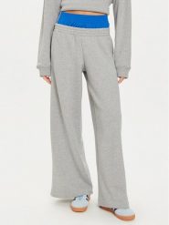 Adidas Spodnie dresowe Kseniaschnaider IW5670 Szary Loose Fit. Szare spodnie dresowe adidas, bez wzorów, z bawełny. Za 299.99 zł.