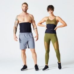 Pas fitness typu sauna Domyos. Czarne kombinezony DOMYOS, uniwersalny, bez wzorów, z neoprenu, sportowe, bez kołnierzyka, bez ramiączek. Za 24.99 zł.