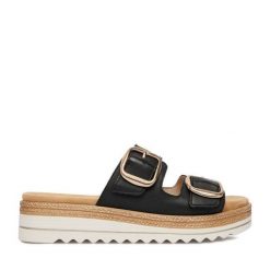 Klapki Remonte. Czarne klapki Remonte, bez wzorów, bez obcasa, bez zapięcia. Za 369.99 zł.