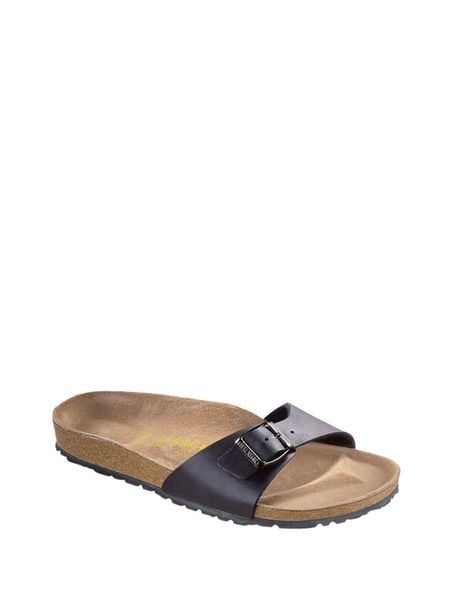 Birkenstock Klapki "Madrid" w kolorze czarnym rozmiar: 37. Czarne klapki Birkenstock, bez wzorów, klasyczne, bez obcasa, bez zapięcia. Za 310.38 zł.
