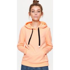 Bluza kangurka - Pomarańczowy. Bluzy marki Cropp. W wyprzedaży za 29.99 zł.