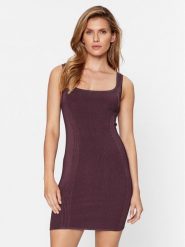 Guess Sukienka codzienna Lucia W3BK03 Z2XY0 Bordowy Slim Fit. Czerwone sukienki Guess, na co dzień, l, z aplikacjami, z wiskozy, bez kołnierzyka, bez ramiączek, proste. Za 469.99 zł.